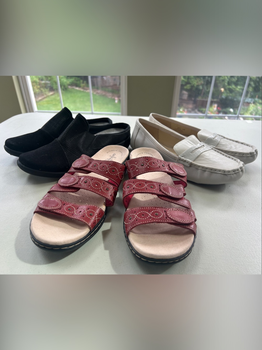 Summer Closet Clean Out - Shoe Bundle 3 Pairs (2 Clarks & 1 Isaac Mizrahi)